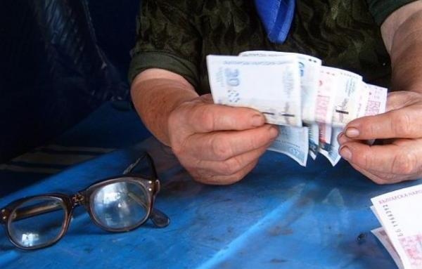 Средната пенсия ще стигне 725 лв.