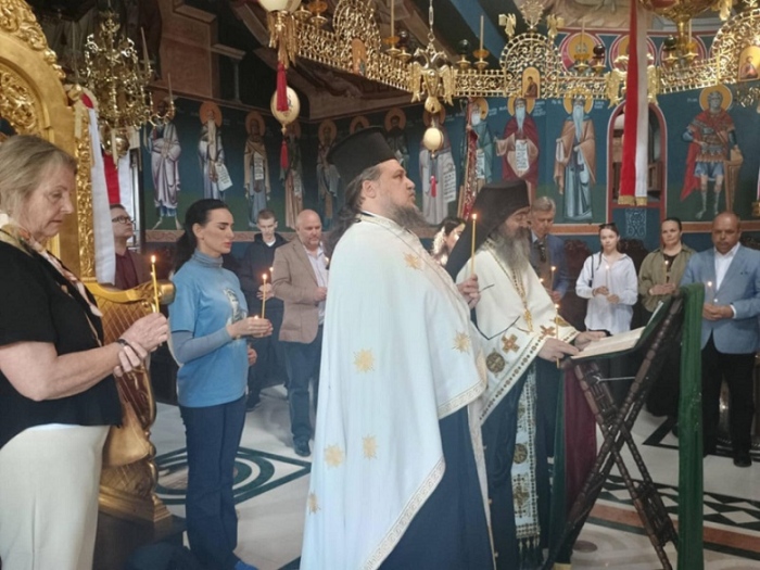 Европейски дипломати посетиха  Гигинския манастир (ГАЛЕРИЯ)