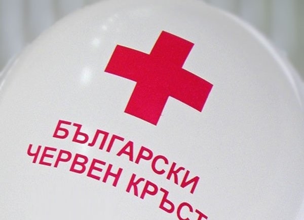 Измамници събират лични данни от името на БЧК